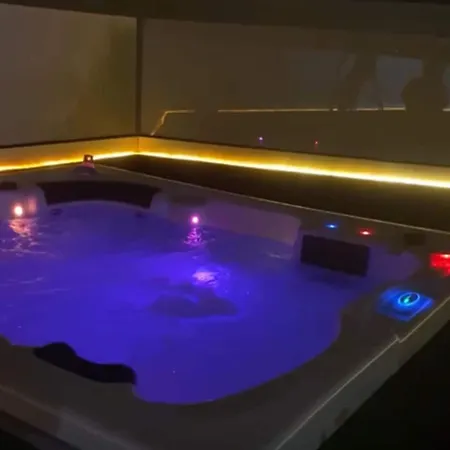 Penthouse Con Gran Terraza Y Jacuzzi Appartement *