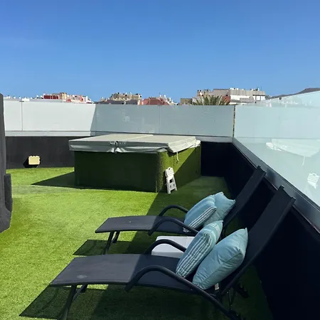 Atico Con Gran Terraza *